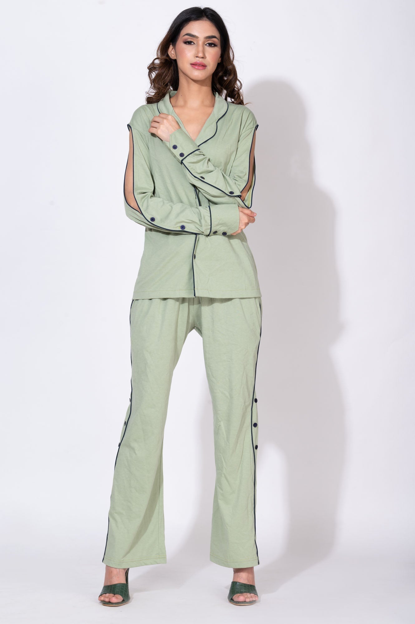 Cut-out sleeves Pistachio Set - Pants